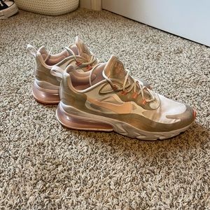 Nike Air Max 270 Reacts